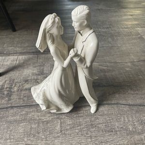 Lenox Wedding Promises First Dance Fine China Cake Topper